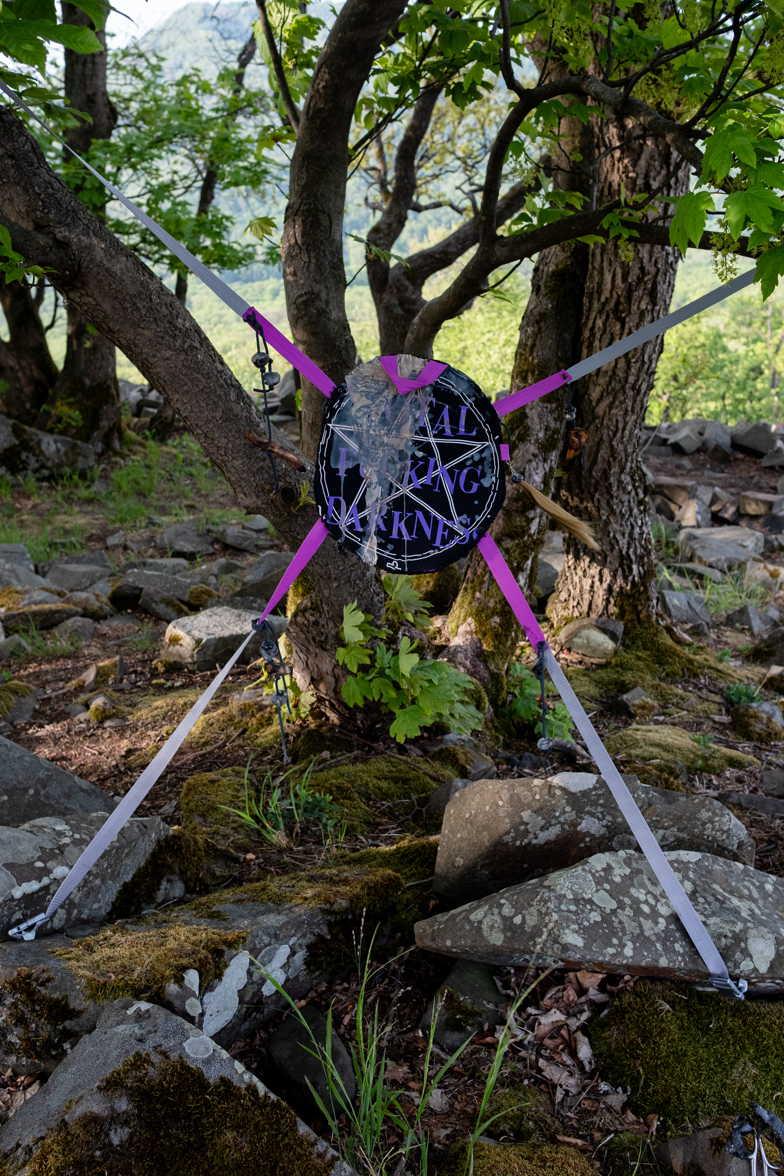 2020 05 Burial Of The White Man For Erik Niedling, Thuringia — Lotte Meret Effinger — Jeronim Horvat